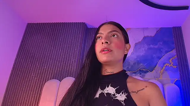 hot dione online show from 04/14/26, 07:19