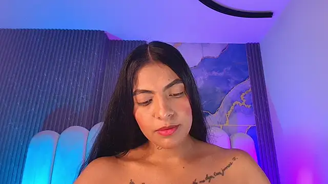 hot dione online show from 12/17/25, 07:19