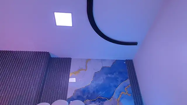 hot dione online show from 03/31/26, 07:16