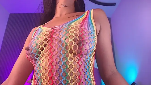 hot dione online show from 04/12/26, 07:17