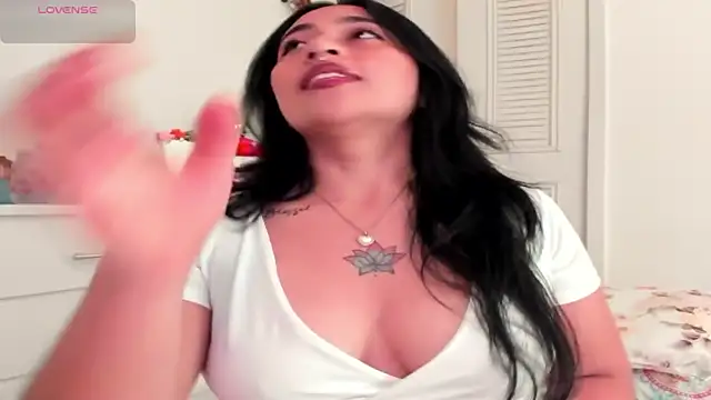 LisaHadwin online show from 12/19/25, 07:27