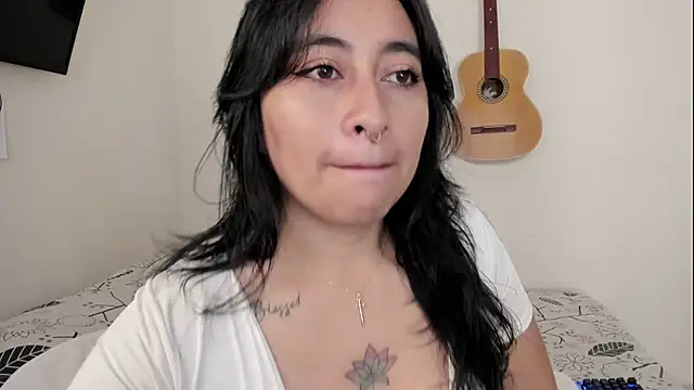 LisaHadwin online show from 05/10/26, 03:03