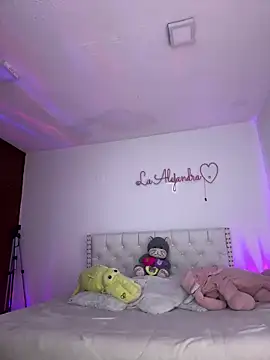 alee lenoxx online show from 04/18/26, 02:08