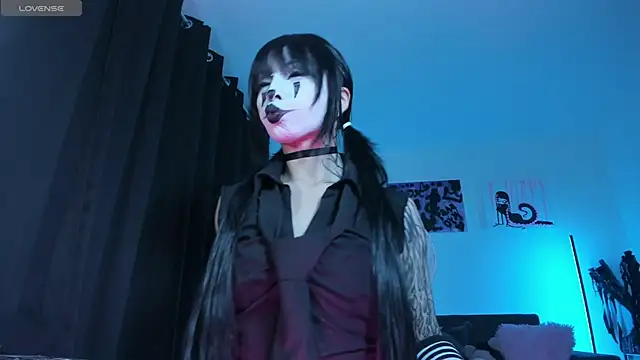 satanbabee online show from 04/11/26, 12:07