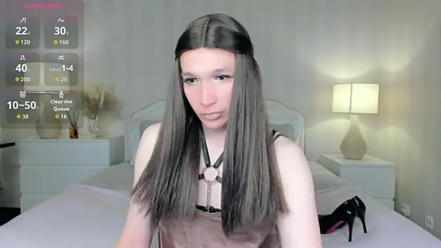Snapshot of valeriasecret chatting on 06/12/26, 03:48 valeriasecret online show from 06/12/26, 03:48