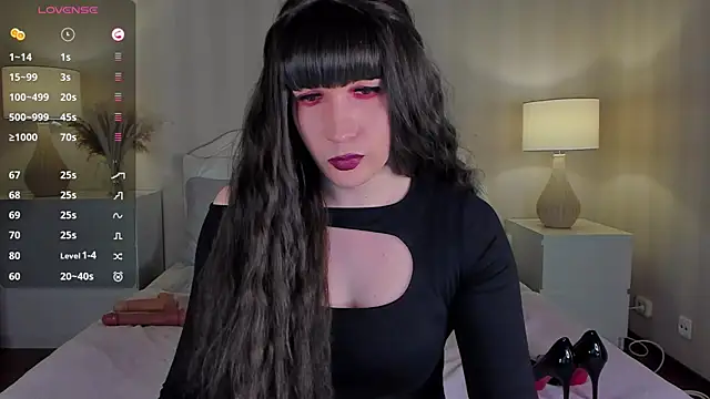 Snapshot of valeriasecret chatting on 03/15/25, 05:08 valeriasecret online show from 03/15/25, 05:08