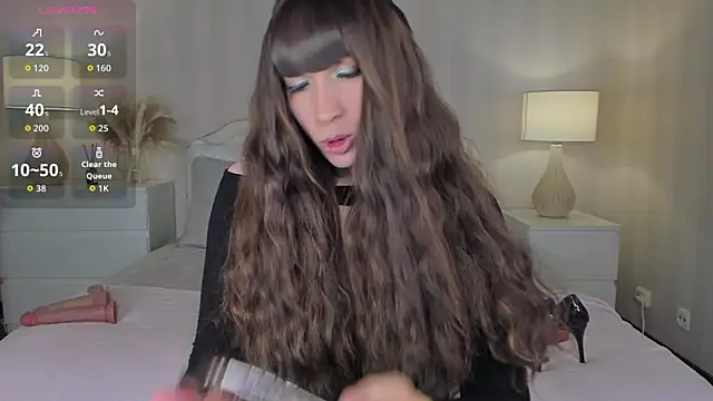 Snapshot of valeriasecret chatting on 10/06/25, 10:05 valeriasecret online show from 10/06/25, 10:05