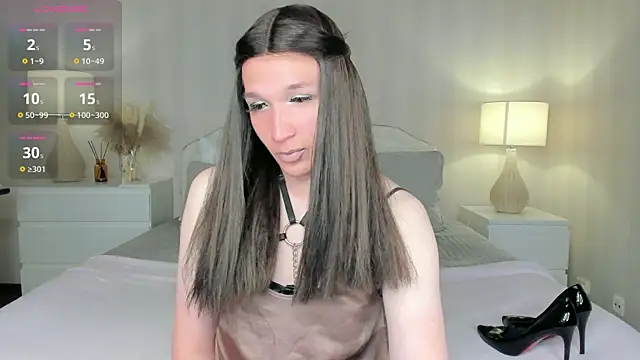 Snapshot of valeriasecret chatting on 07/17/26, 02:20 valeriasecret online show from 07/17/26, 02:20