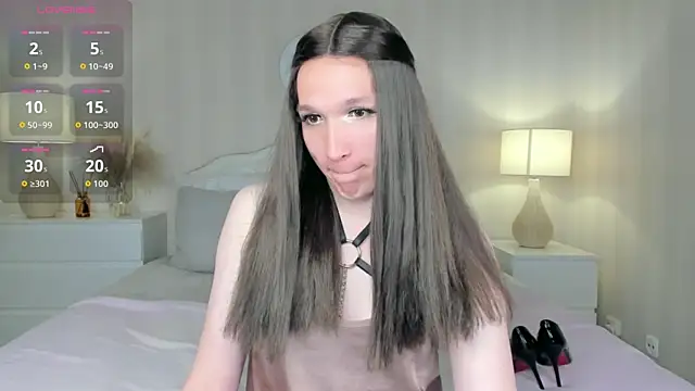 Snapshot of valeriasecret chatting on 06/19/26, 03:23 valeriasecret online show from 06/19/26, 03:23