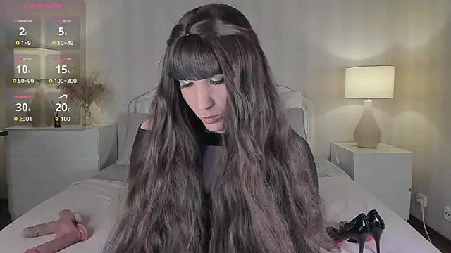 valeriasecret online show from 11/11/25, 12:11