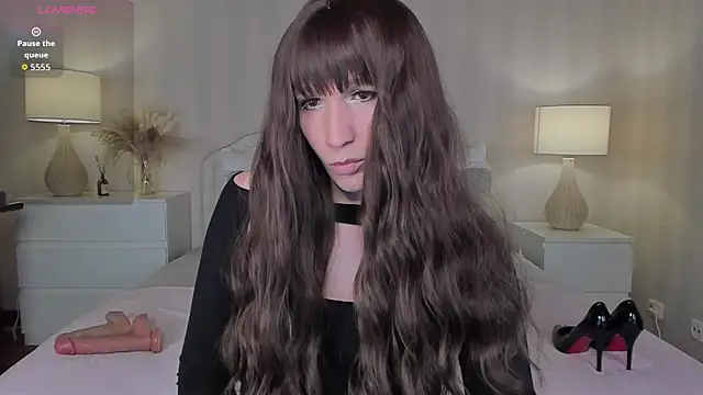 Snapshot of valeriasecret chatting on 10/10/25, 05:19 valeriasecret online show from 10/10/25, 05:19