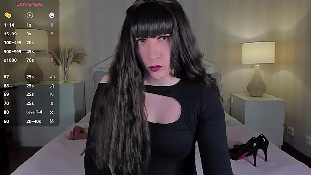 Snapshot of valeriasecret chatting on 03/01/25, 05:09 valeriasecret online show from 03/01/25, 05:09