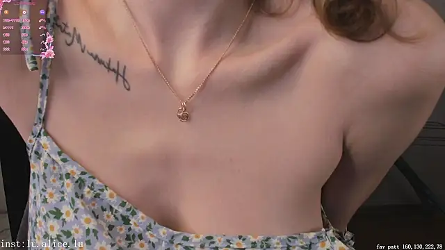 alicelu  online show from 03/24/26, 06:13