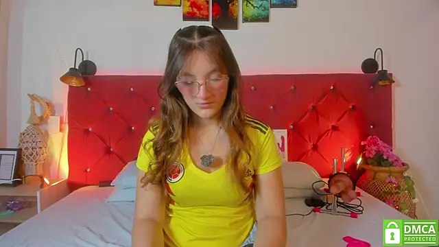 Ruth harvey  online show from 03/29/26, 01:35