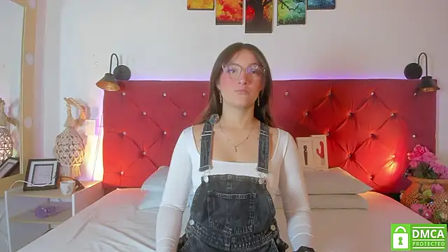 Ruth harvey  online show from 03/18/26, 01:02