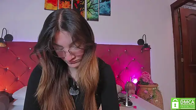 Ruth harvey  online show from 04/14/26, 01:27