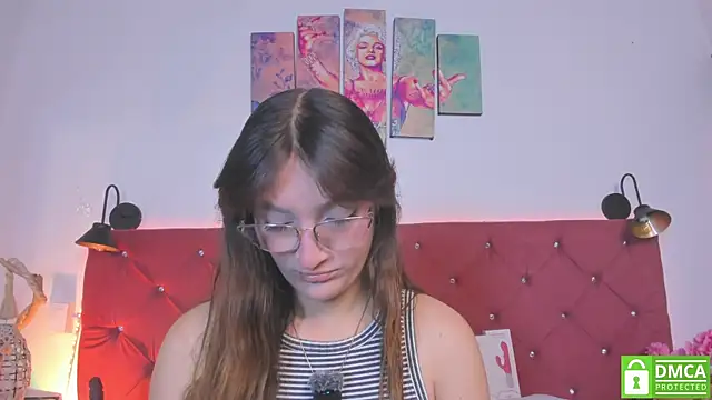 Snapshot of Ruth_harvey_ chatting on 07/14/26, 01:39 Ruth harvey online show from 07/14/26, 01:39