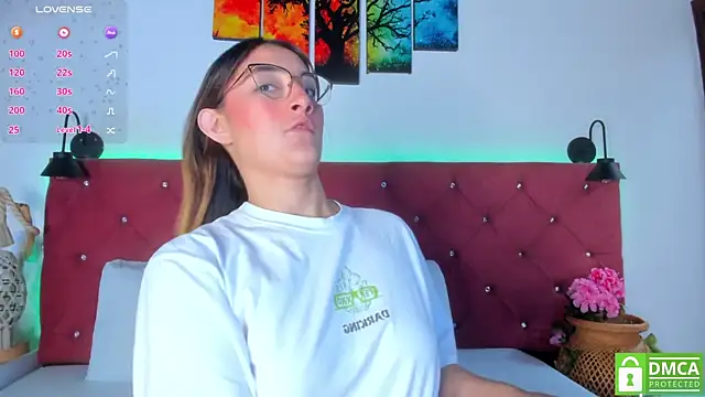 Ruth harvey  online show from 11/09/25, 01:59