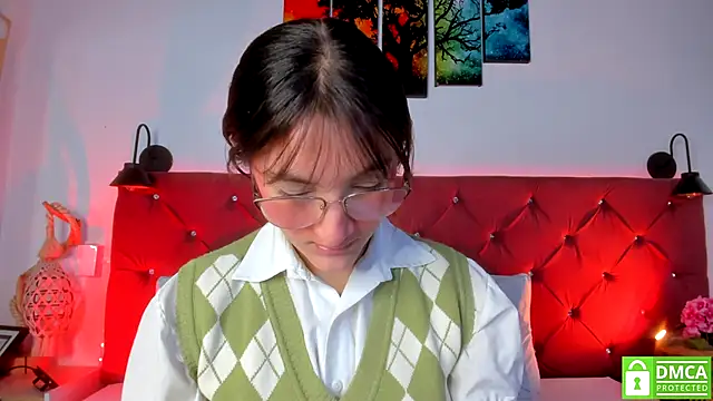 Snapshot of Ruth_harvey_ chatting on 12/20/25, 01:58 Ruth harvey online show from 12/20/25, 01:58