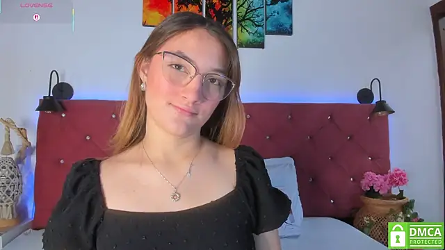 Ruth harvey  online show from 10/20/25, 01:22