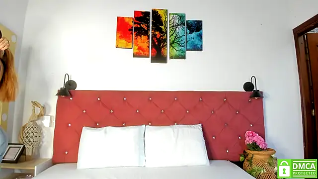 Snapshot of Ruth_harvey_ chatting on 12/21/25, 01:24 Ruth harvey online show from 12/21/25, 01:24