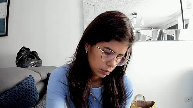 karlina charlotte1 online show from 03/03/25, 01:23