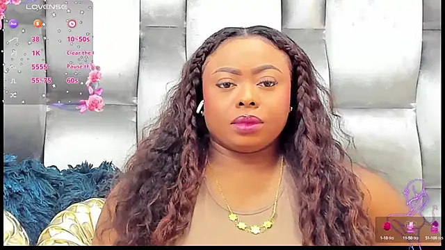 CamilaBenitez online show from 10/11/25, 12:55