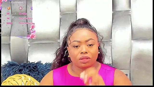 CamilaBenitez online show from 04/30/26, 10:47