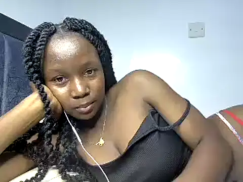 Snapshot of carenic chatting on 12/06/24, 04:12 carenic online show from 12/06/24, 04:12