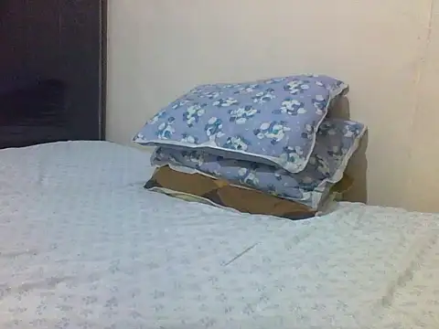 princess-cutie12 online show from 11/22/25, 09:52