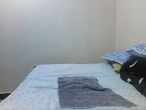 princess-cutie12 online show from 10/04/25, 07:48