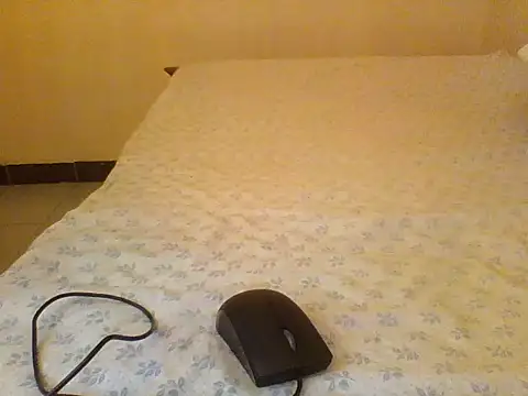 Snapshot of princess-cutie12 chatting on 02/14/26, 09:20 princess-cutie12 online show from 02/14/26, 09:20