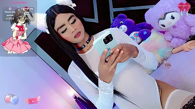 Snapshot of AlahiaDabion chatting on 12/16/25, 06:17 AlahiaDabion online show from 12/16/25, 06:17