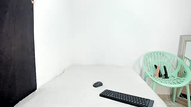 Vicky Freedom online show from 04/06/26, 05:52