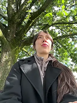 emiliasommer online show from 09/27/25, 10:54