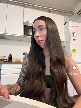emiliasommer online show from 06/01/26, 05:01