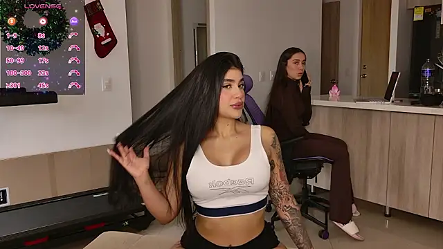 emiliasommer online show from 02/11/26, 09:03