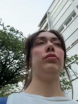 emiliasommer online show from 09/28/25, 05:09