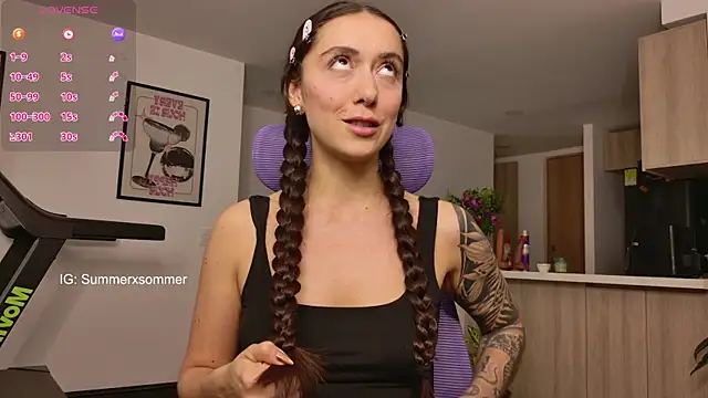 emiliasommer online show from 04/14/26, 10:26