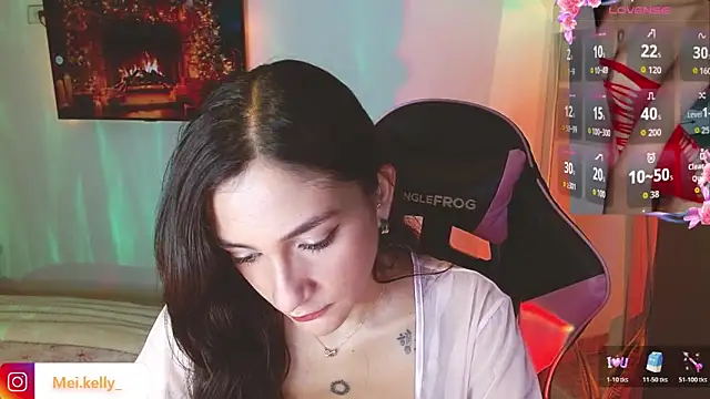 Mei Kelly online show from 12/02/25, 12:11