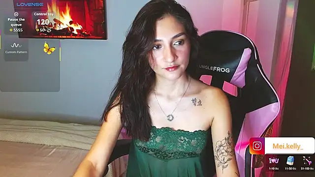 Snapshot of Mei_Kelly chatting on 09/14/25, 12:55 Mei Kelly online show from 09/14/25, 12:55