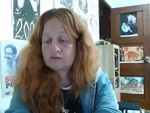 Snapshot of ViioletaMora chatting on 06/19/26, 07:47 ViioletaMora online show from 06/19/26, 07:47