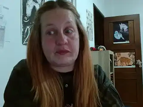 Snapshot of ViioletaMora chatting on 04/12/26, 03:10 ViioletaMora online show from 04/12/26, 03:10