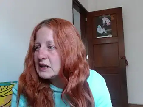 ViioletaMora online show from 10/21/25, 07:35