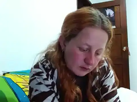 ViioletaMora online show from 11/18/25, 04:16