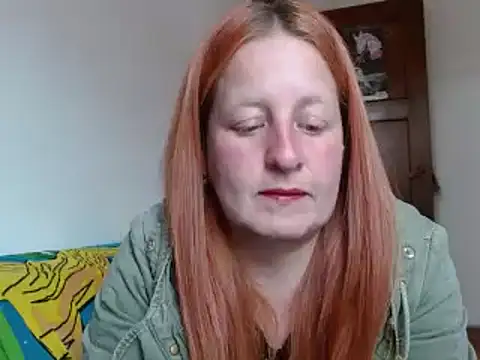 ViioletaMora online show from 10/23/25, 08:29