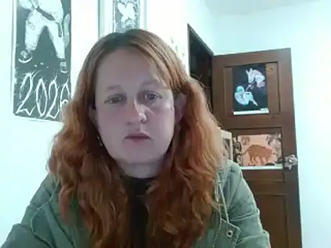 Snapshot of ViioletaMora chatting on 03/17/26, 12:02 ViioletaMora online show from 03/17/26, 12:02