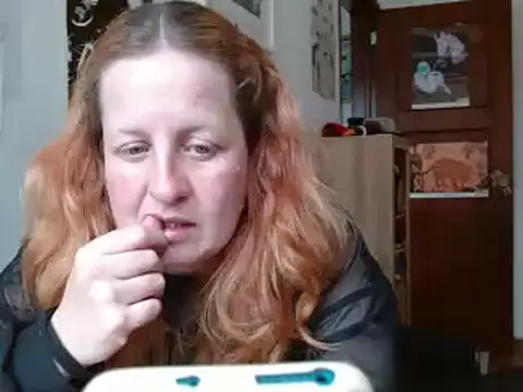 Snapshot of ViioletaMora chatting on 04/02/26, 08:48 ViioletaMora online show from 04/02/26, 08:48