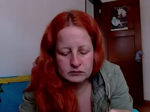 Snapshot of ViioletaMora chatting on 09/28/25, 08:05 ViioletaMora online show from 09/28/25, 08:05