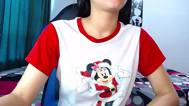 Snapshot of Ariel_Zeo1 chatting on 01/17/25, 07:16 Ariel Zeo1 online show from 01/17/25, 07:16